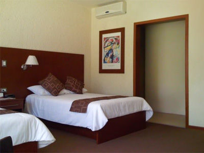 Hotel Aeropuerto Morelia Alvaro Obregon Extérieur photo